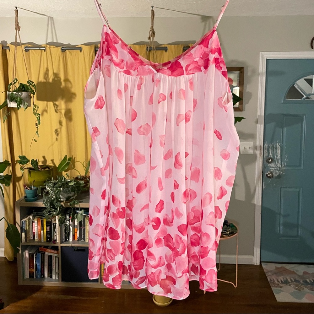 Oscar De La Renta Sheer rose petal Tank
